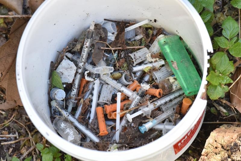 Članovi i volonteri Udruge apstinenata za pomoć pri resocijalizaciji Porat proveli su u akciju čišćenja infektivnog otpada