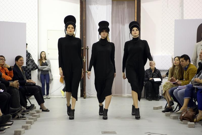 U sklopu tribine Moda osamdesetih – modni laboratorij za 21. stoljece odrzana odrzana modna revija Avangardna moda osamdesetih. Zvoncica Vuckovic. Photo: Robert Anic/PIXSELL