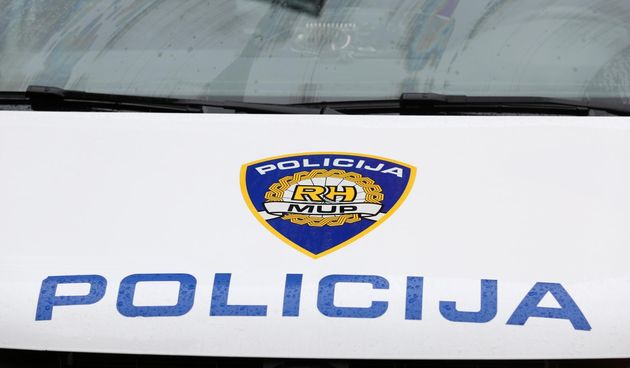 Policija, policijski auto