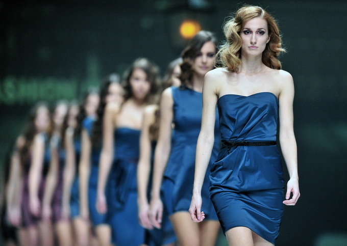 Zagreb, 150312.
Dove Fashion.hr fall-winter 2012/2013, modno dogadjanje koje se odrzava od 15. do 17. ozujka u paviljonu 10 Zagrebackog velesajma. Prvog dana sa modnim revijama predstavili su se designeri: Clash of 9, Aleksandar Zarevac, Matija Cop, ADMS Zagreb, 150312.
Dove Fashion.hr fall-winter 2012/2013, modno dogadjanje koje se odrzava od 15. do 17. ozujka u paviljonu 10 Zagrebackog velesajma. Prvog dana sa modnim revijama predstavili su se designeri: Clash of 9, Aleksandar Zarevac, Matija Cop, ADMS