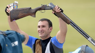 London, 060812.
Hrvatski strijelci Anton Glasnovic i Giovanni Cernogoraz u finalu trapa tijekom Olimpijskih Igara u Londonu.
Na fotografiji: Giovanni Cernogoraz osvojio je zlato.
Foto: Drago Sopta / CROPIX