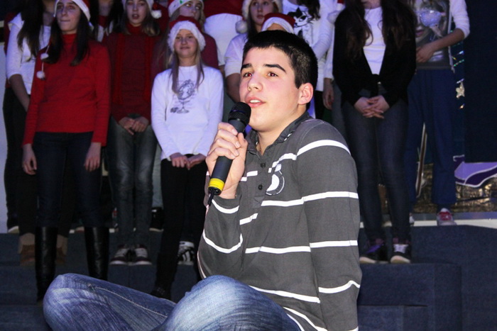 Božićna priredba OŠ Smiljevac Božićna priredba OŠ Smiljevac