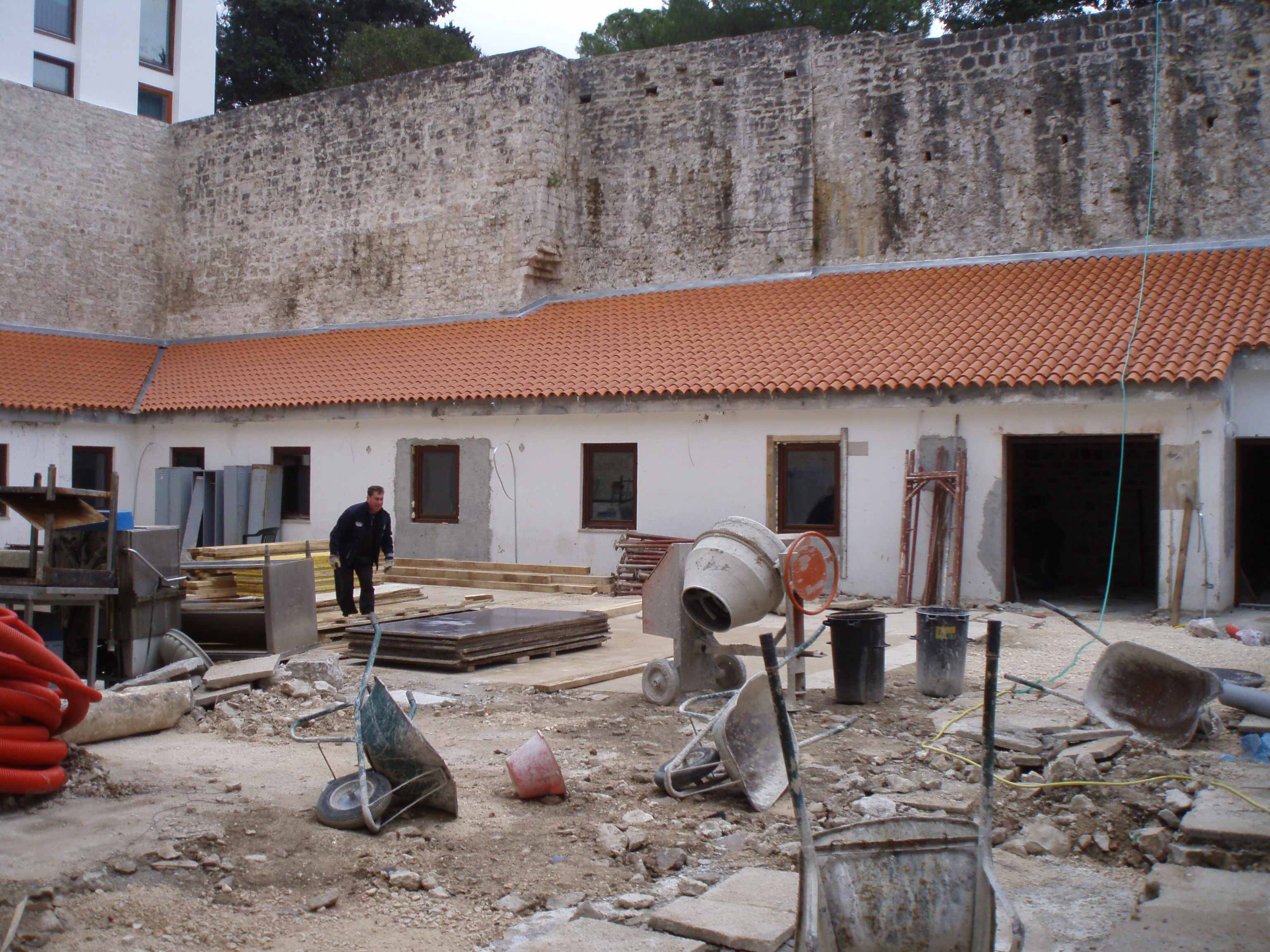 OLYMPUS DIGITAL CAMERA