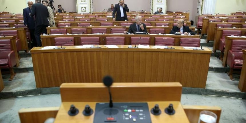 02.06.2015., Zagreb – Sabor RH je 17. sjednicu nastavio raspravom konacnom prijedlogu stecajnog zakona. Photo: Patrik Macek/PIXSELL