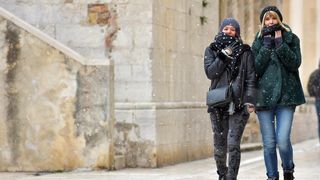 Prve snježne pahulje u Zadru