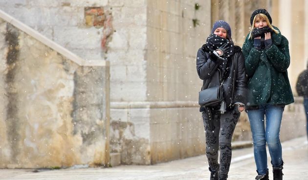 Prve snježne pahulje u Zadru