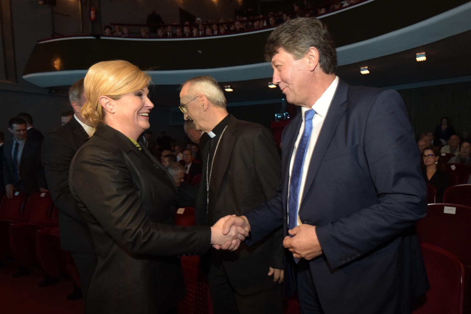 Predsjednica Grabar-Kitarović na svečanoj sjednici Gradskog vijeća Predsjednica Grabar-Kitarović na svečanoj sjednici Gradskog vijeća