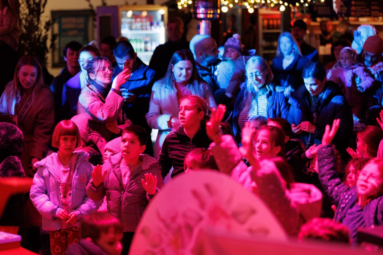 dječja predstava o svetom Nikoli, Božićni gramofon na Pijaci dječja predstava o svetom Nikoli, Božićni gramofon na Pijaci