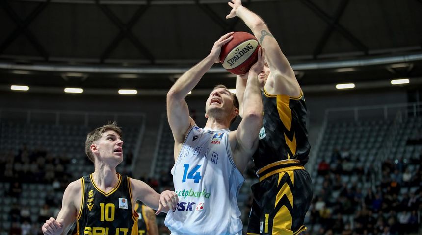 AdmiralBet ABA liga, 21. kolo: KK Zadar – KK Split 77-61 AdmiralBet ABA liga, 21. kolo: KK Zadar – KK Split 77-61