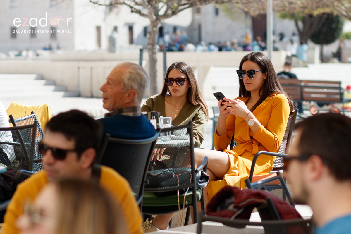 Đir po gradu, subotnja špica 30. ožujka 2019. Đir po gradu, subotnja špica 30. ožujka 2019.