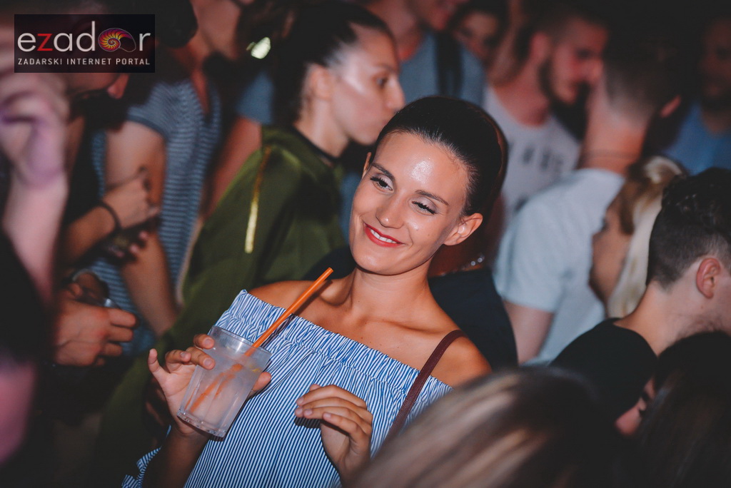 Saturday Night with DJ Dizzy @ Svarog Bar