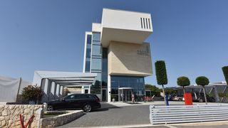 Ministar turizma Gari Cappelli obišao hotel u vlasništvu Dejana Lovrena