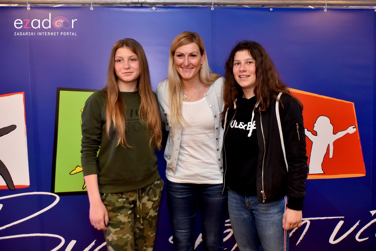 Na Višnjiku održana javna radionica “Zdravstveno usmjerena tjelesna aktivnost učenika” (ZUTA) Na Višnjiku održana javna radionica “Zdravstveno usmjerena tjelesna aktivnost učenika” (ZUTA)