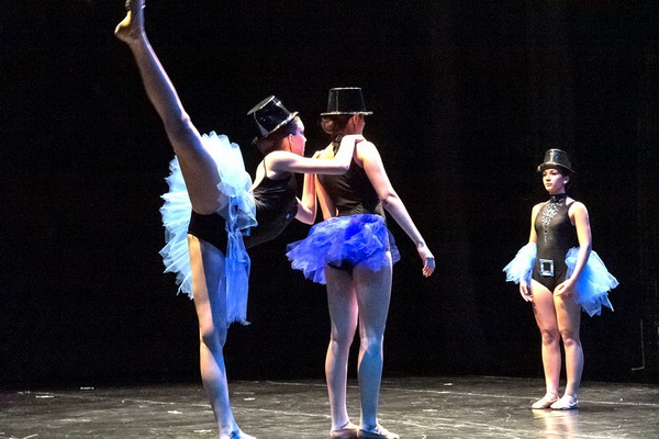 Baletna udruga Pirueta: Broadway, Foto: Mladen Radolović Mrlja Baletna udruga Pirueta: Broadway, Foto: Mladen Radolović Mrlja