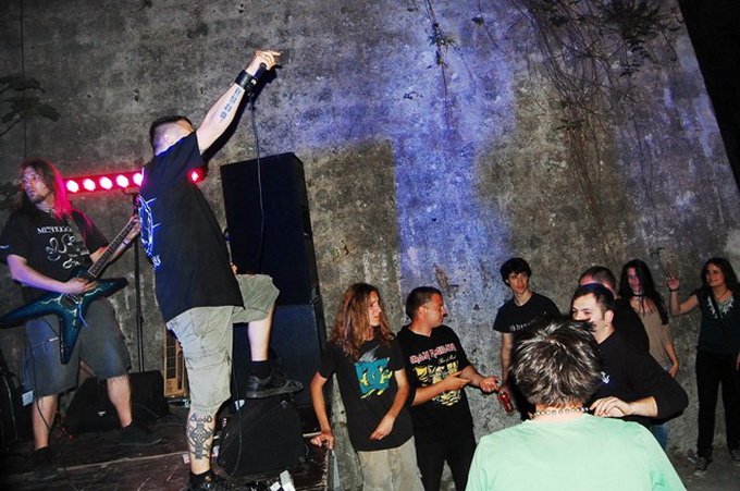 Gitarijada Za šaku metala 2012, foto: Tea Balog Gitarijada Za šaku metala 2012, foto: Tea Balog