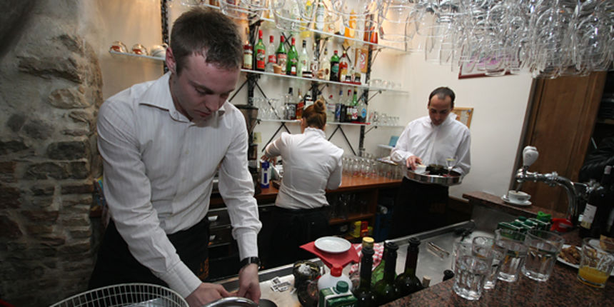 30 godina restorana ‘Pet bunara’ (foto:Saša Čuka) 30 godina restorana ‘Pet bunara’ (foto:Saša Čuka)