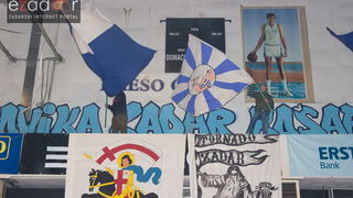 Humanitarno gledanje utakmice Zadar-Cibona u Jazinama Humanitarno gledanje utakmice Zadar-Cibona u Jazinama