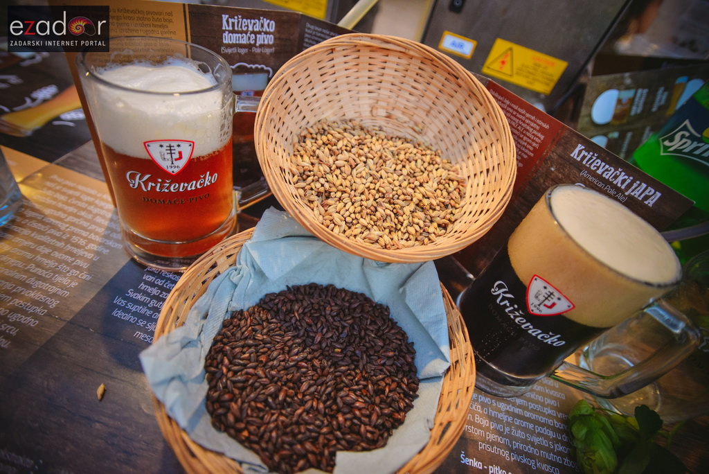 Zadar Craft Beer festival 2017 na zadarskoj rivi Zadar Craft Beer festival 2017 na zadarskoj rivi