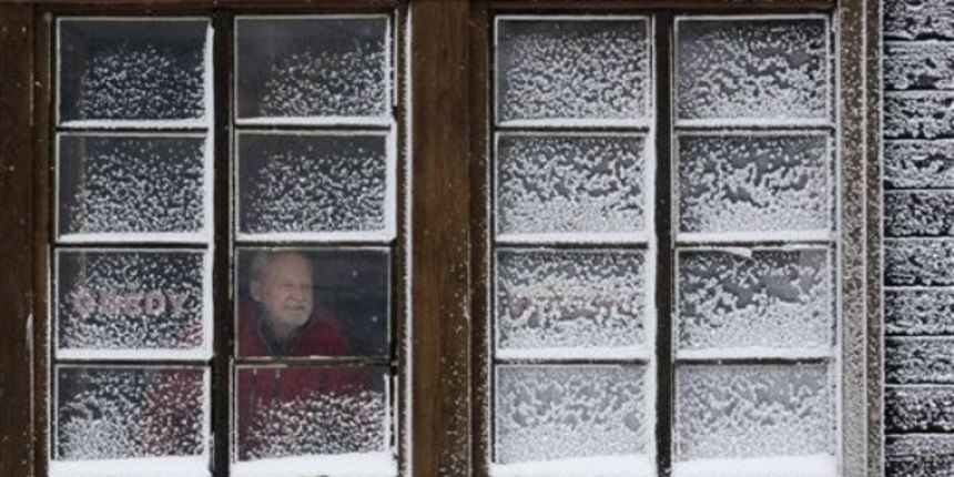 Snijeg (foto: daylife.com) Snijeg (foto: daylife.com)