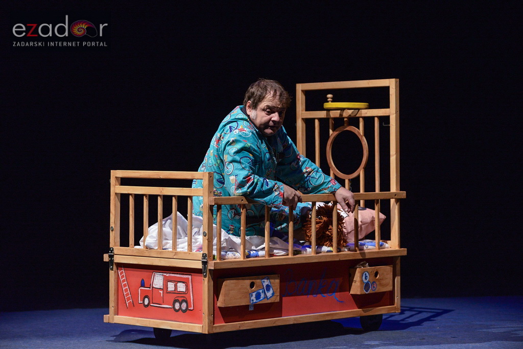 Premijera predstave “Pale sam na svijetu” u Kazalištu lutaka Zadar Premijera predstave “Pale sam na svijetu” u Kazalištu lutaka Zadar