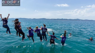 Ludijada zadarskih maturanata na Pozdravu suncu i Morskim orguljama