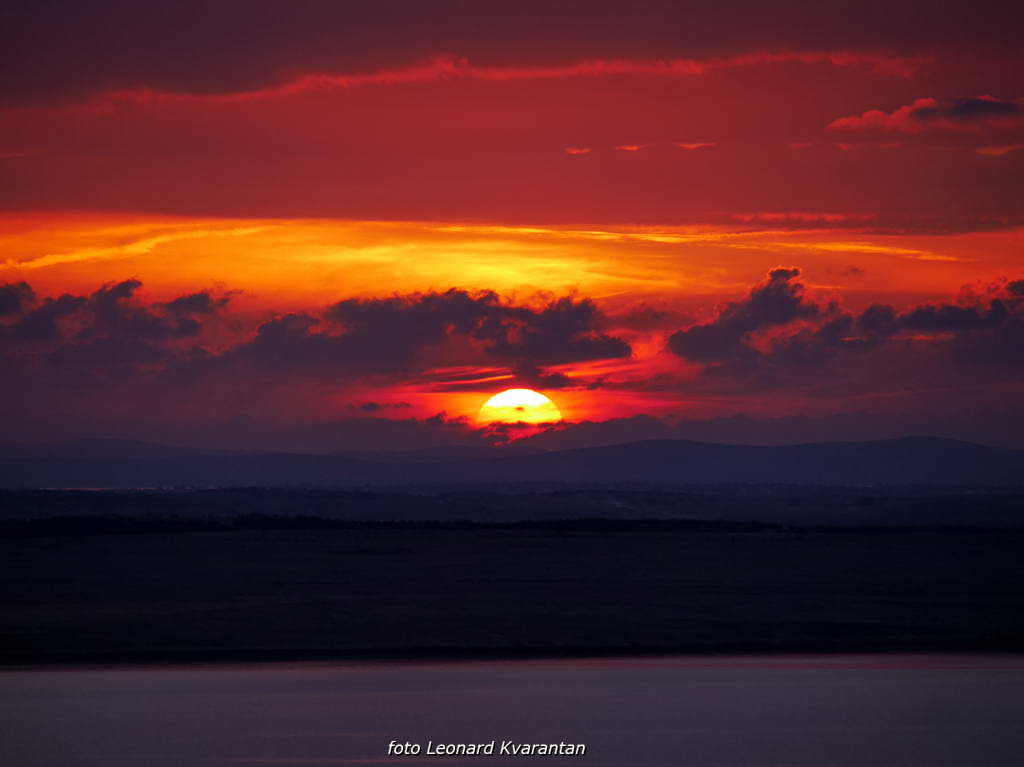 Prekrasan tribanjski zalazak
