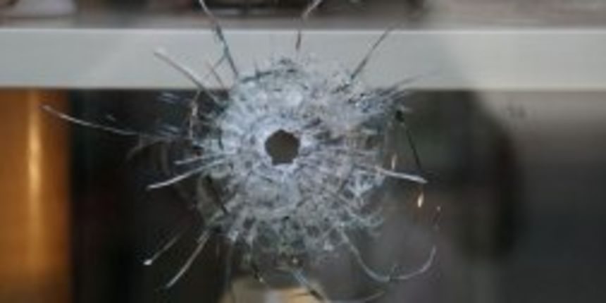 Propucano staklo (Foto: Javno.hr)