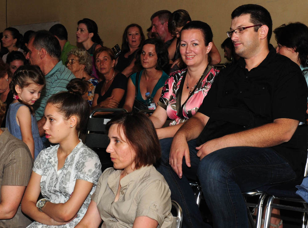 Teatar Rugantino: “Nitko, nitko, ali nitko nikad nije tako igrao Fausta”, foto: Nenad Marcev Teatar Rugantino: “Nitko, nitko, ali nitko nikad nije tako igrao Fausta”, foto: Nenad Marcev