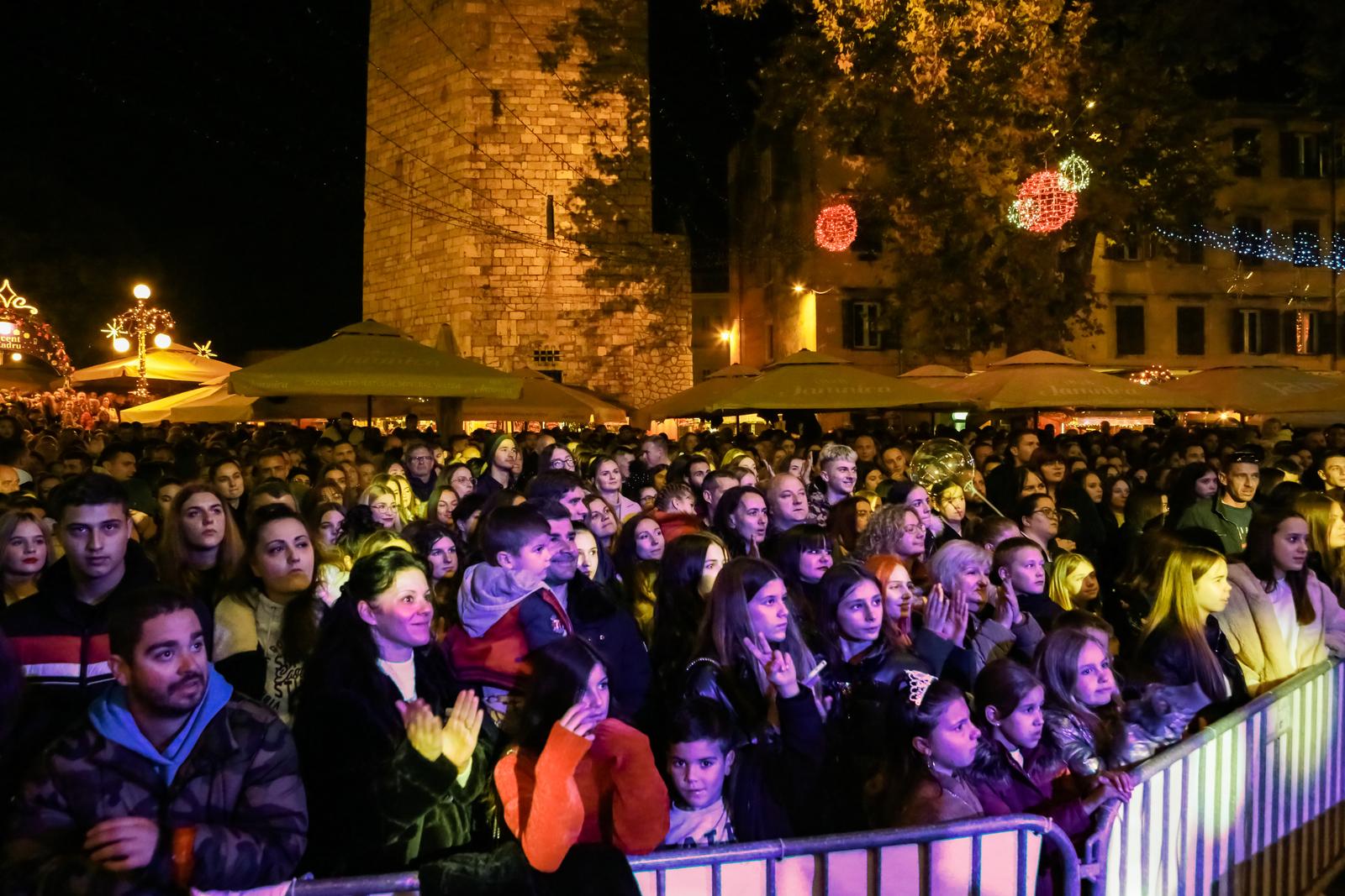 Koncertom grupe Dalmatino otveron Advent u Zadru 2022. Koncertom grupe Dalmatino otveron Advent u Zadru 2022.