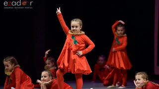 Predstava “Odgojoj” Plesne udruge Gesta u HNK Zadar