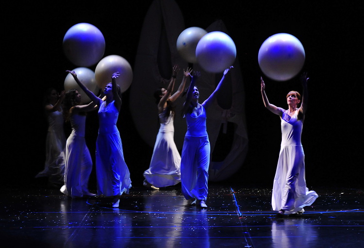 HNK Zadar: Plesna udruga Festa – “Izašli iz priče (a netko i iz papučice)”, Foto: Željko Karavida HNK Zadar: Plesna udruga Festa – “Izašli iz priče (a netko i iz papučice)”, Foto: Željko Karavida