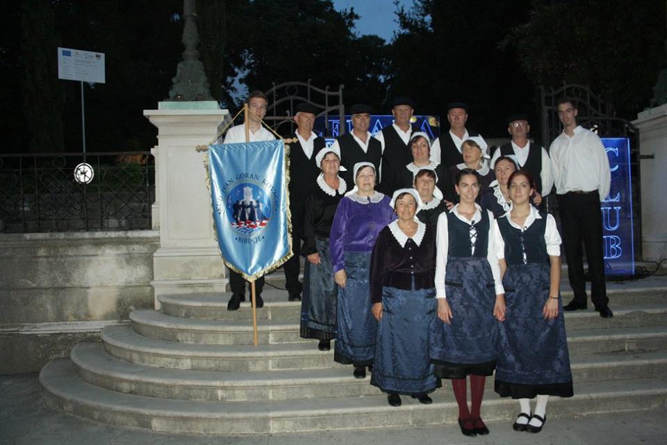 smotra folklora; etno dani