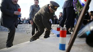 Kolonom sjećanja i polaganjem vijenaca obilježena 23. obljetnica stradanja Škabrnje, Foto: Filip Brala/PIXSELL Kolonom sjećanja i polaganjem vijenaca obilježena 23. obljetnica stradanja Škabrnje, Foto: Filip Brala/PIXSELL