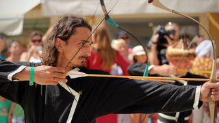 Vitezovi vranski na Narodnom trgu (foto:Saša Čuka) Vitezovi vranski na Narodnom trgu (foto:Saša Čuka)