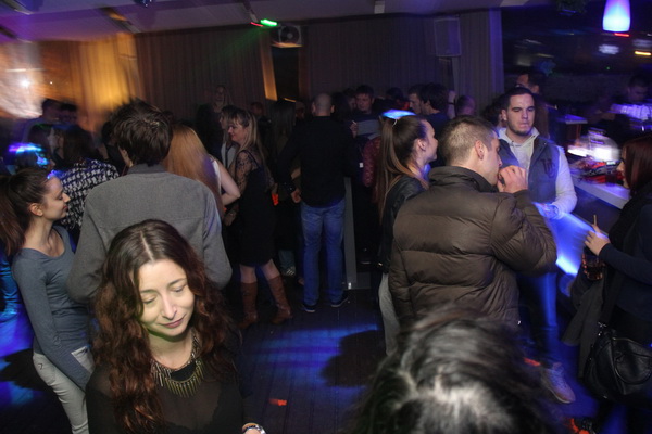 Vikend u Ledani Lounge & Baru: Red Hot Friday Night i Saturday White Fever. Vikend u Ledani Lounge & Baru: Red Hot Friday Night i Saturday White Fever.