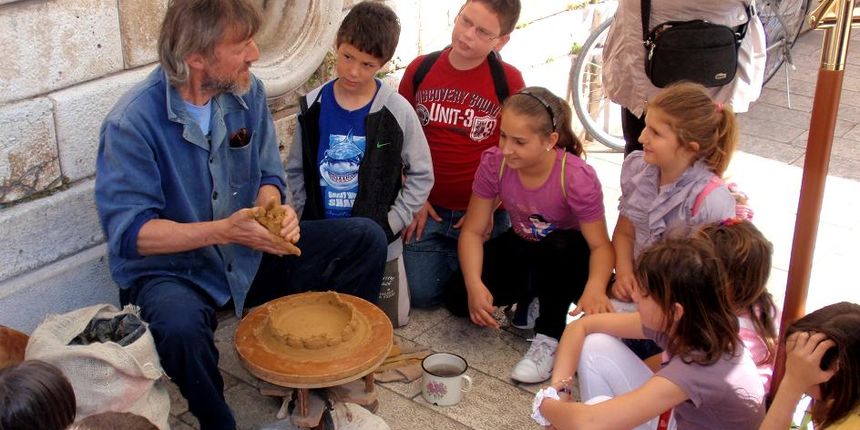 OLYMPUS DIGITAL CAMERA OLYMPUS DIGITAL CAMERA