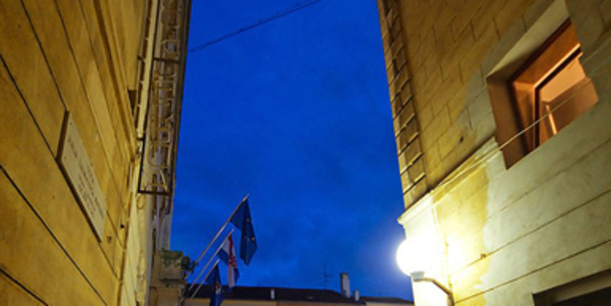 Đir po gradu, 7. studenog 2011. (foto:Saša Čuka) Đir po gradu, 7. studenog 2011. (foto:Saša Čuka)