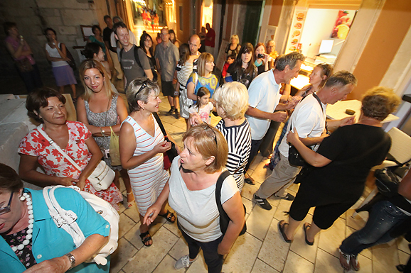 “Feštica srijedom” 27. lipnja 2012. (foto:Saša Čuka) “Feštica srijedom” 27. lipnja 2012. (foto:Saša Čuka)