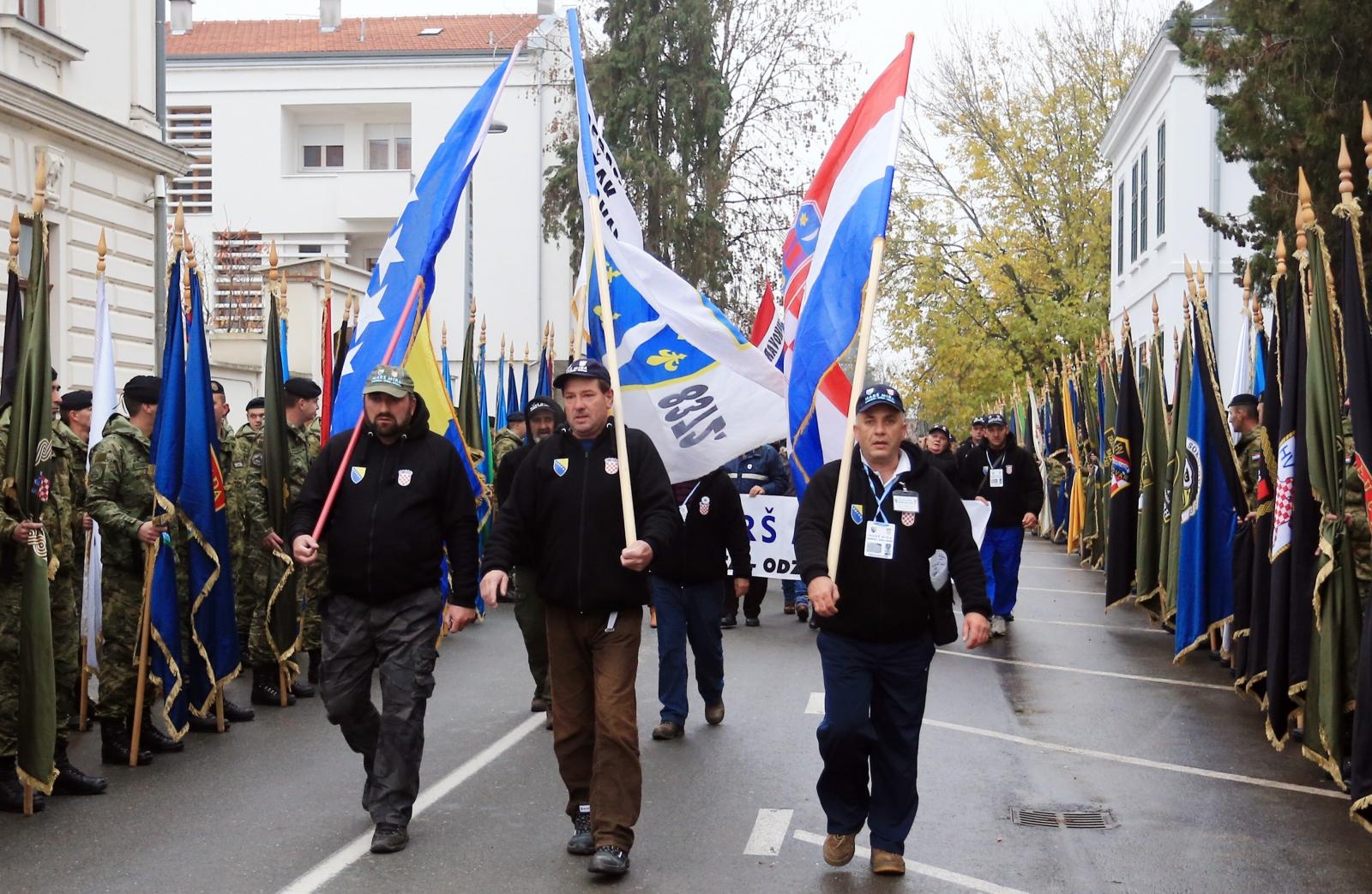 Kolona Sjećanja u Vukovaru 18. studenog 2017. Kolona Sjećanja u Vukovaru 18. studenog 2017.