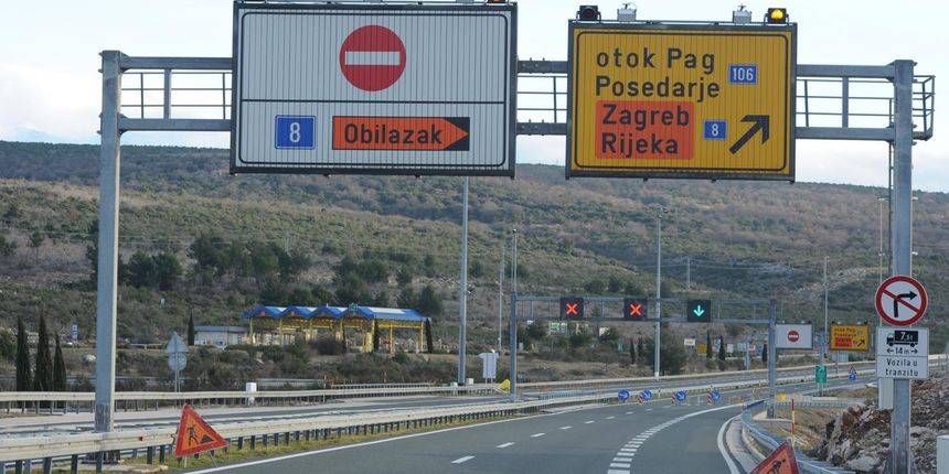Bura, olujna bura, orkanska bura, zatvorena autocesta, zatvorena a1, Sveti Rok, Maslenica, Posedarje Bura, olujna bura, orkanska bura, zatvorena autocesta, zatvorena a1, Sveti Rok, Maslenica, Posedarje