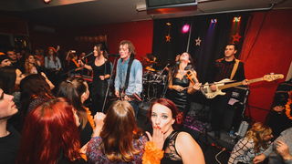 Silente @ Qbar, foto: Iva Perinčić Silente @ Qbar, foto: Iva Perinčić