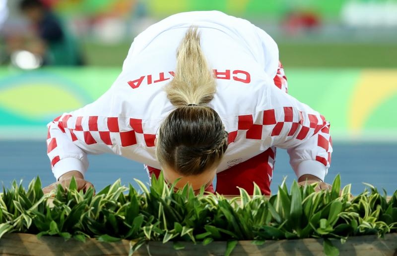 PI Rio de Janeiro, ceremonija dodjele medalja u ženskom disku: zlatnu medalju osvojila je Sandra Perković. Photo: Igor Kralj/PIXSELL PI Rio de Janeiro, ceremonija dodjele medalja u ženskom disku: zlatnu medalju osvojila je Sandra Perković. Photo: Igor Kralj/PIXSELL