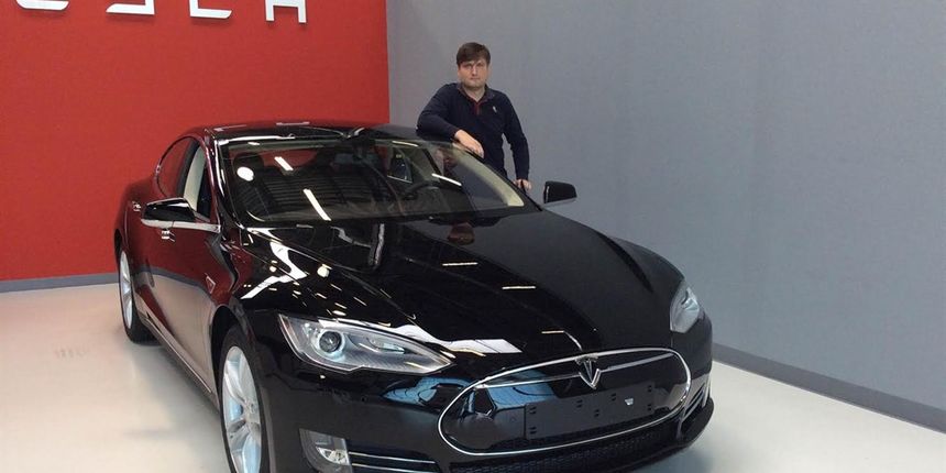 Tesla, Foto:Sašom Cvetojevićem Tesla, Foto:Sašom Cvetojevićem