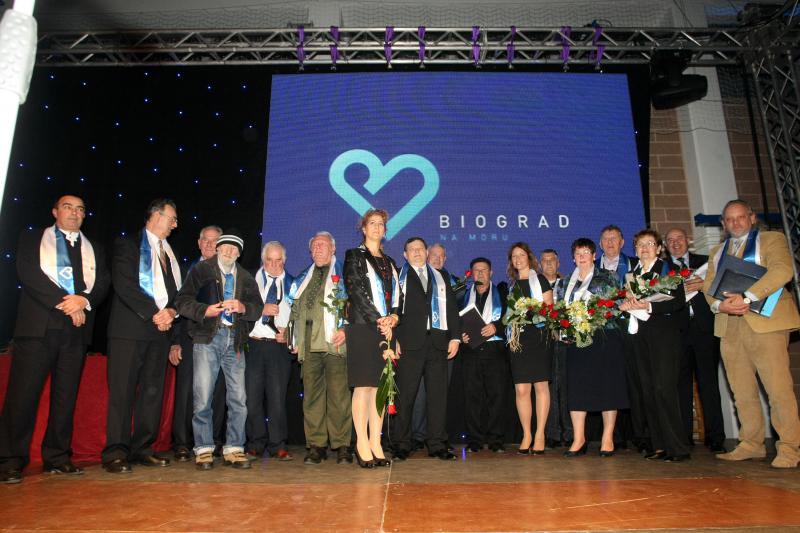 Grad Biograd na moru odrzao je svecanu sjednicu na kojoj su urucene zahvalnice zasluznim gradjanima. Sjednici su nazocili i generali Ante Gotovina i Mladen Markac koji je proglasen za pocasnog gradjanina. Photo: Dino Stanin/PIXSELL