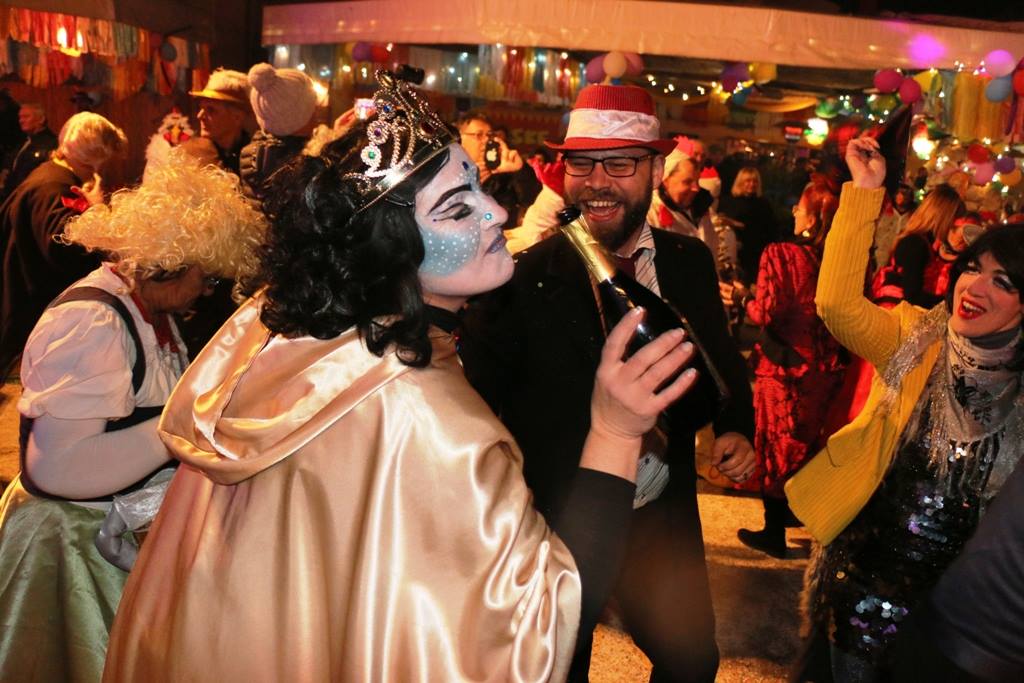 Maškarana Republika preuzela vlast u Viru