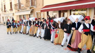 Zadarski karneval 2010: KUD “Druzina” Pag na Narodnom trgu