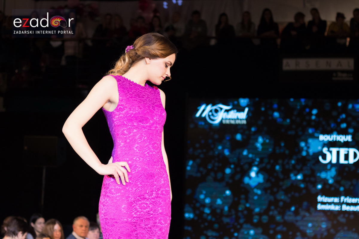 11. Festival vjenčanja: Modna revija vjenčanica i svečanih haljina te revija cvijeća i koncert Sandija Cenova 11. Festival vjenčanja: Modna revija vjenčanica i svečanih haljina te revija cvijeća i koncert Sandija Cenova