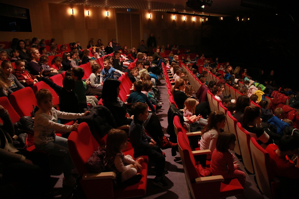 Svjetski dan lutkarstva uz predstavu “Mačak u čizmama” Svjetski dan lutkarstva uz predstavu “Mačak u čizmama”