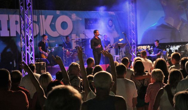 Večer arija i šansona na Viru: Đani & Nera