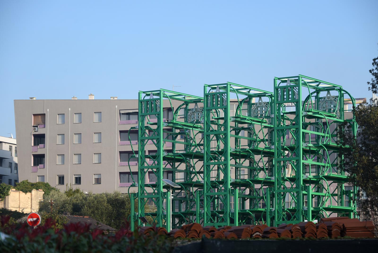 Pula uskoro dobiva tri rotirajuće garaže